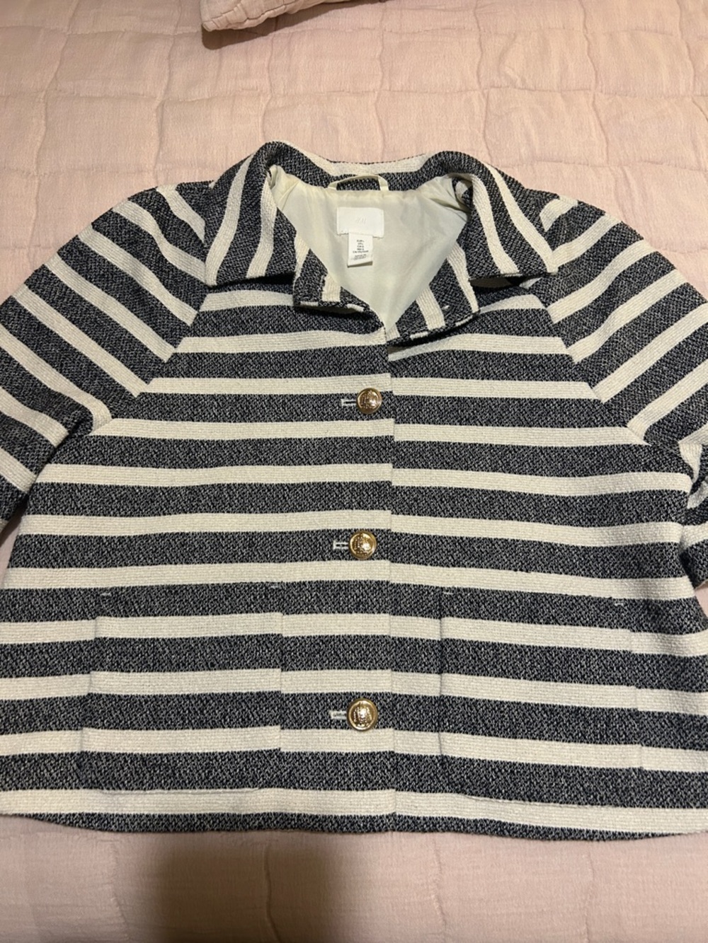 Black and cream short sleeve top/jacket